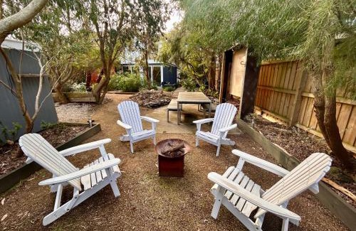 Inverloch House | Bayview Escape - linen included, pet friendly!