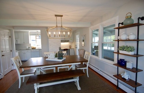 Dartmouth Cottage | Bayview Lookout Cottage/Beach Community