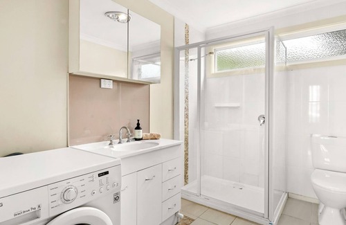 Surf Beach House | Bayview Unit in Surf Beach