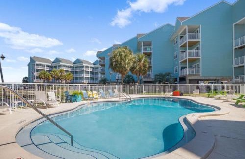 Pensacola Beach Apartment | Baywatch F-3