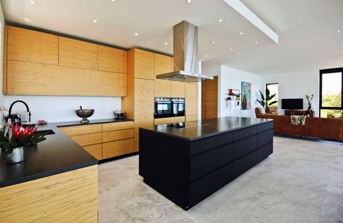Gordon's Bay House | BAYWATCH'S APARTMENT