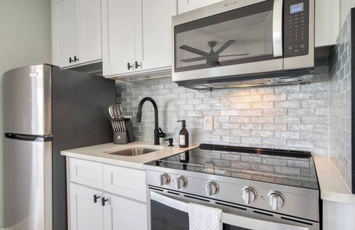 Belleair Beach Condo | BBC110 Renovated Beachfront Condo W/Pool