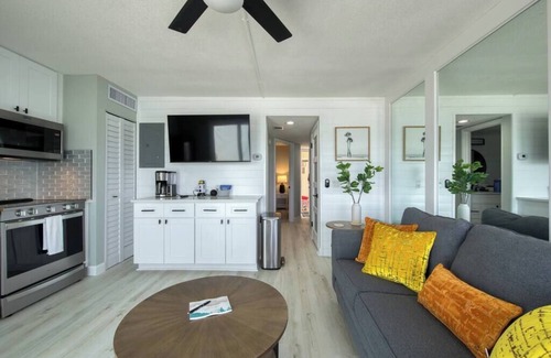 Belleair Beach Condo | BBC113 Renovated Beachfront Condo W/Pool