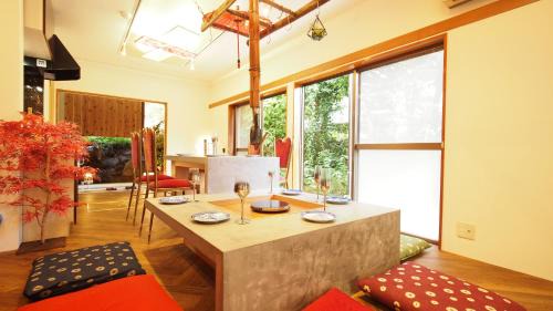Hakone House | BBQ施設徒歩圏内&露天風呂付き&箱根を大勢で遊びたい &癒されたい