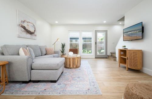 Jacksonville Beach Apartment | Be A Nomad 2 br Close to the Beach
