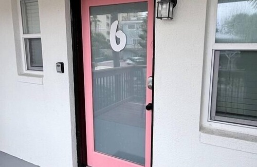 Jacksonville Beach Apartment | Be A Nomad/Just Renovated/Close to the Beach