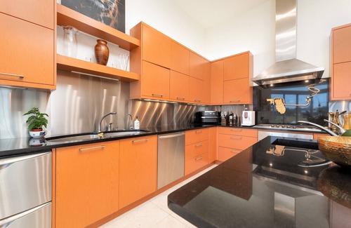 Palm Valley House | Be A Nomad l Contemporary Palace