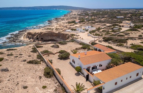 Formentera House | Beautiful private villa for 8 people with A/C, WIFI, TV, patio and panoramic view