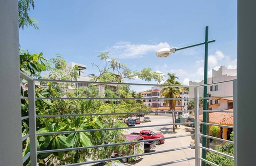 Santa Maria Huatulco Condo | Beachfront 1 Bedroom Condo at Santa Cruz Beach. Your Coastal Retreat Awaits!