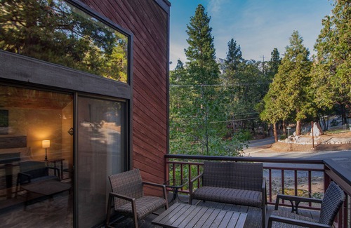 Fern Valley Cabin | Be Pine Vacation Home