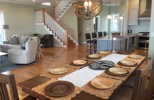 Broadkill Beach House | Be Right on the Beach in a Large, Gorgeous House