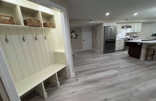 Park Shore Condo | BE THE FIRST to indulge in this NEWLY renovated Condo in Park Shore Naples!