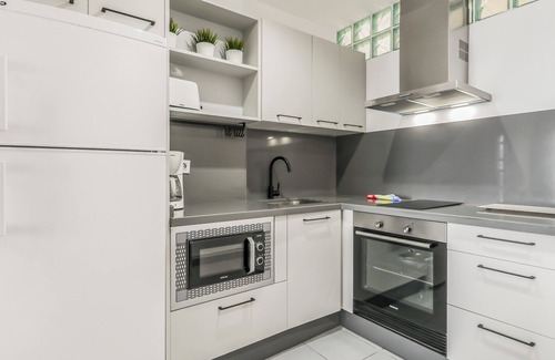 Las Palmas de Gran Canaria Apartment | Beachside Comfort Las Canteras