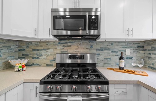 Central Mission Beach House | Beach-2-Bay 1br | Mission Beach | AC | Shops