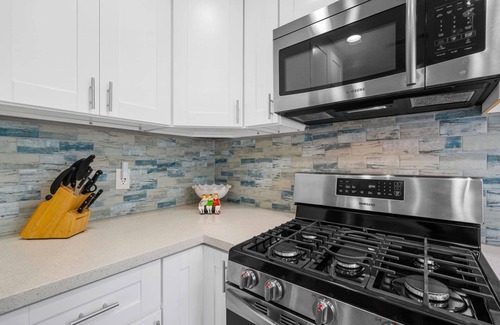 Central Mission Beach House | Beach-2-Bay 1br | Mission Beach | AC | Shops