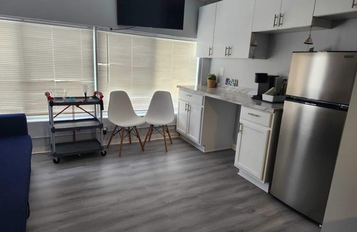 Hollywood South Central Beach Apartment | Beach #4 - Only a few steps to the beach with pool