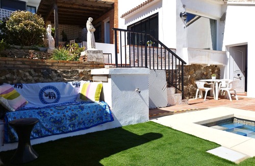 Costa del Sol Apartment | Beach 5 min walk Villa with Pool and Parking