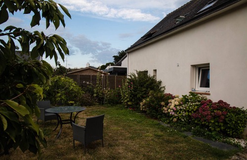 Sarzeau Apartment | Beach 50m away,Apartment 60 m², 5 pers, Garden, parking,Wifi