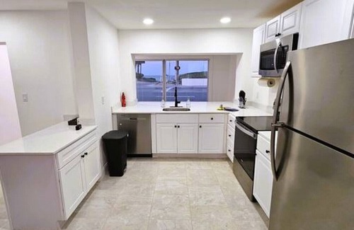 Ortona North House | BEACH access villas w/private POOL sleeps 41 ppl