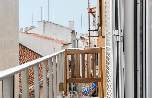 Nazare Apartment | Beach Alley Apartment