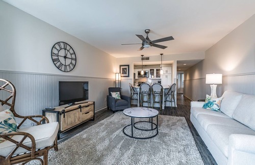 Oceanmarsh Subdivision Condo | Beach and Pool Views! Newly Listed Villa on Harbor Island