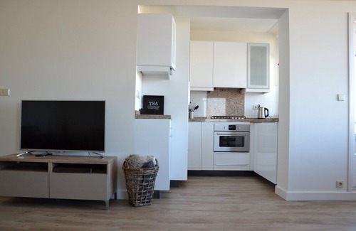 Zandvoort Apartment | Beach Apartment - Beautiful Beach & Village View