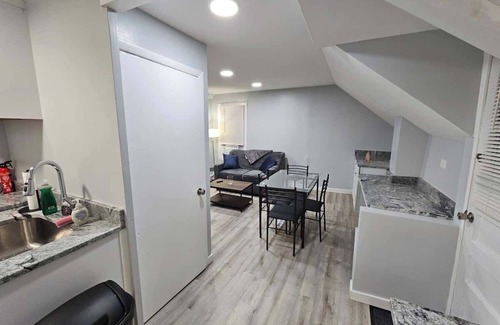 Milford Apartment | Beach Apartment in Woodmont Milford