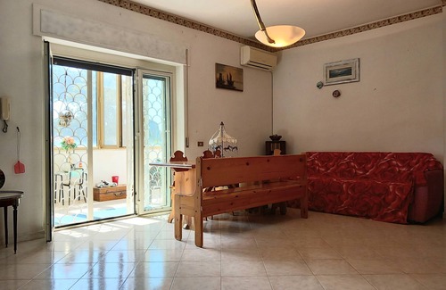 Ladispoli Apartment | Beach Apartment with garden in Ladispoli (Rm)with Wi-fi