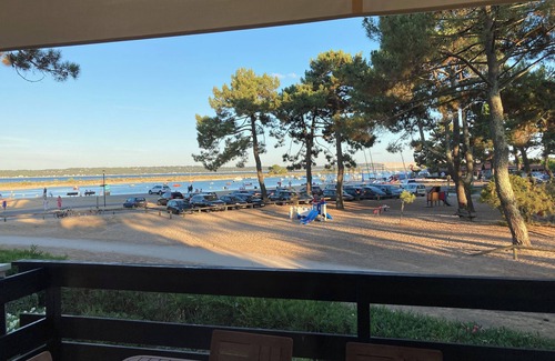 Cap-Ferret Apartment | Beach at the foot of the apartment. Near Cap Ferret lighthouse. View of the sea and Pyla Dune