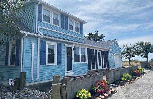 Green Creek House | Beach & Bay Waterfront 4-Bedroom House In Cape May County! Only steps to BEACH