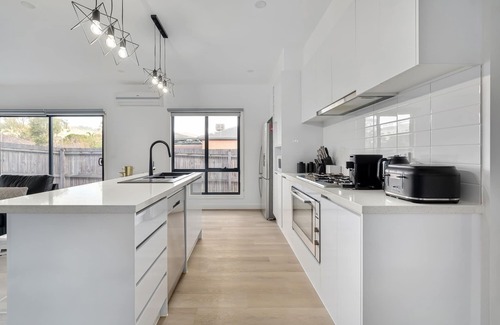 Dromana House | Beach Bliss, Dromana