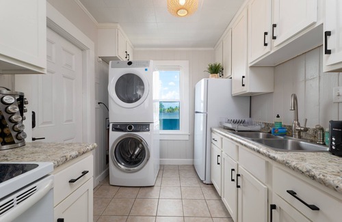 Jacksonville Beach Apartment | Beach Bliss I | steps from beach
