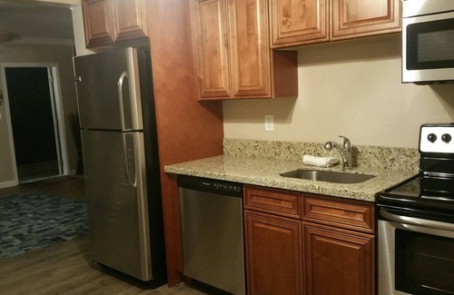 Pompano Beach Condo | Beach Block Bungalow, everything you need for a great get away Quiet and safe