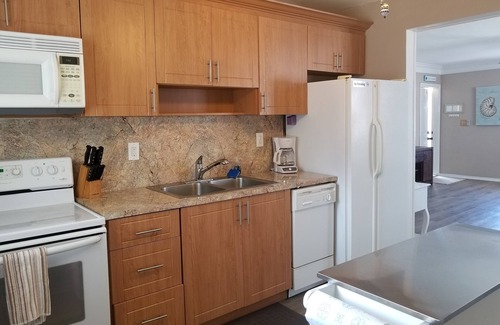 Pompano Beach Cottage | Beach block cottage with putting green, Everything needed for a great vacation.