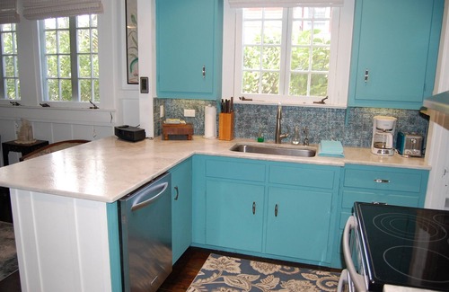 Old Naples House | Beach block near Pier shops and restaurants, Historic cottage 3 bedrooms 2 1/2 B