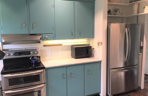 Old Naples House | Beach block near Pier shops and restaurants, Historic cottage 3 bedrooms 2 1/2 B