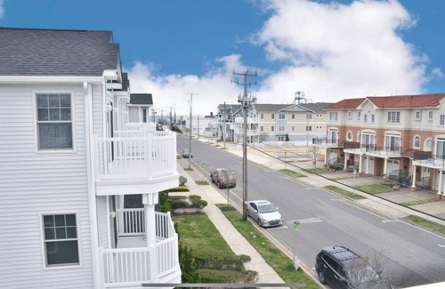 Cape May - Wildwood Condo | Beach Block, North Wildwood: Heated Pool
