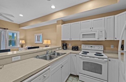 Bermuda Bay House | Beach Break at Cambridge Cove 3 Bedroom Deluxe Townhome, Includes Waterpark Access