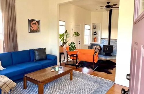Eureka House | Beach Break Bungalow w/Bay & Ocean Views
