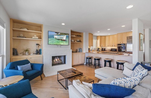 Balboa Peninsula House | Beach Break by AvantStay | Oceanfront, View, Patio