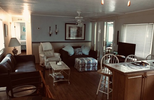 North Myrtle Beach House | Beach Bungalow 5 minutes from the beach