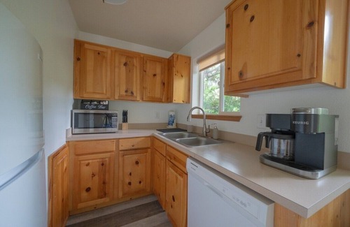 Tolovana Park House | Beach Bungalow 4 - 700ft to Beach - Dogs Ok!
