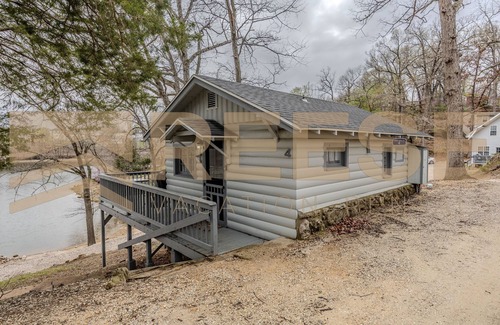 Lake Ozark House | Beach Cabin #4, Private/Shared Beach - Cabin #4