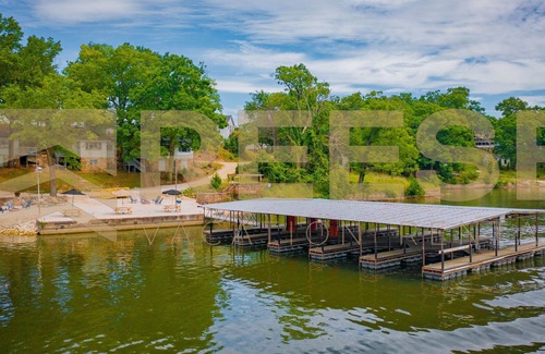 Lake Ozark House | Beach Cabin #4, Private/Shared Beach - Cabin #4
