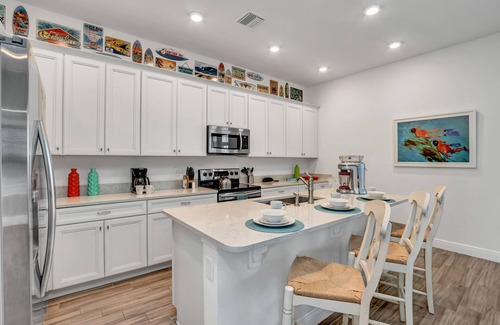 West Kissimmee Cottage | Beach-Chic, Margaritaville Cottage w/Private Pool!
