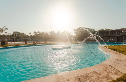 Tierra Bomba Island Villa | Beach Club Hi Cartagena