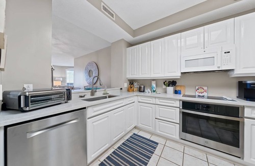 Ono Island Condo | Beach Colony W7C: Covered Parking Included