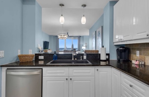 Navarre Beach Condo | Beach Colony West 11E Gulf-front Condo Navarre Beach!