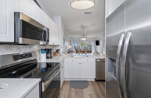 Frangista Beach Condo | Beach Condo, 4 min walk to deeded beach, Beach service provided, Great Location!