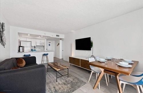 Hutchinson Island South Apartment | Beach Condo/High-End Finishes/Island Beach Resort/No Cleaning Fee/Condo 202